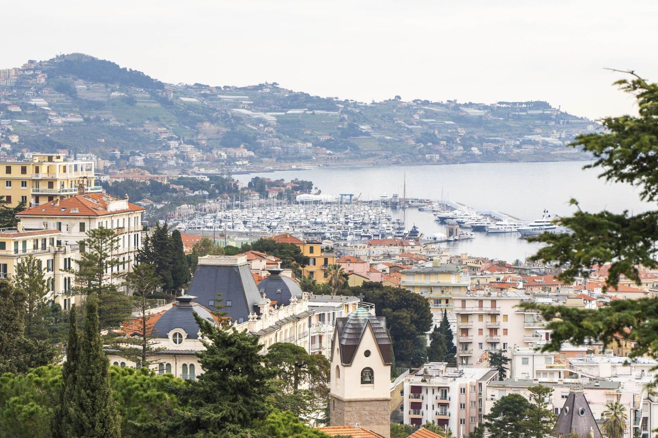 Flat in San Remo, Italy, 164 m² - picture 9