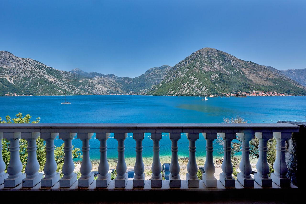 Villa à Kotor, Monténégro, 235 m² - image 8