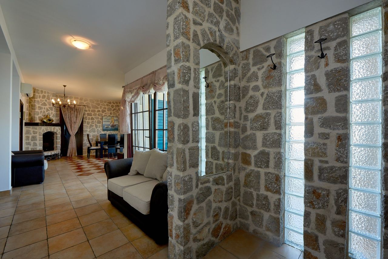 Villa à Kotor, Monténégro, 235 m² - image 18