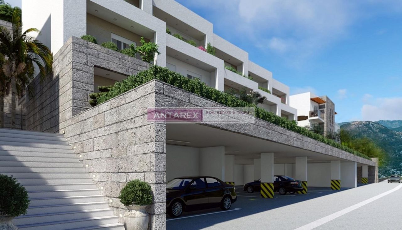 Apartment in Igalo, Montenegro, 170 m² - picture 2