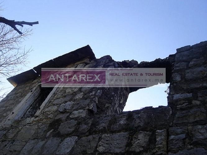 Terreno a Bijela, Montenegro, 2 806 m2 - foto 5