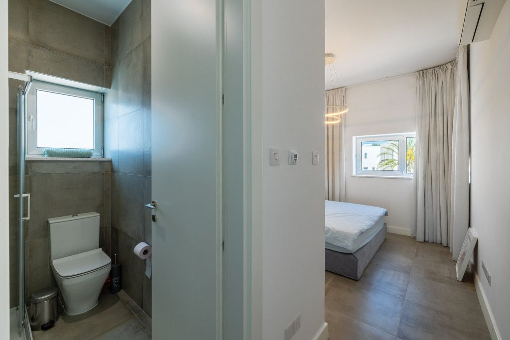 Flat in Paphos, Cyprus, 196 m² - picture 12