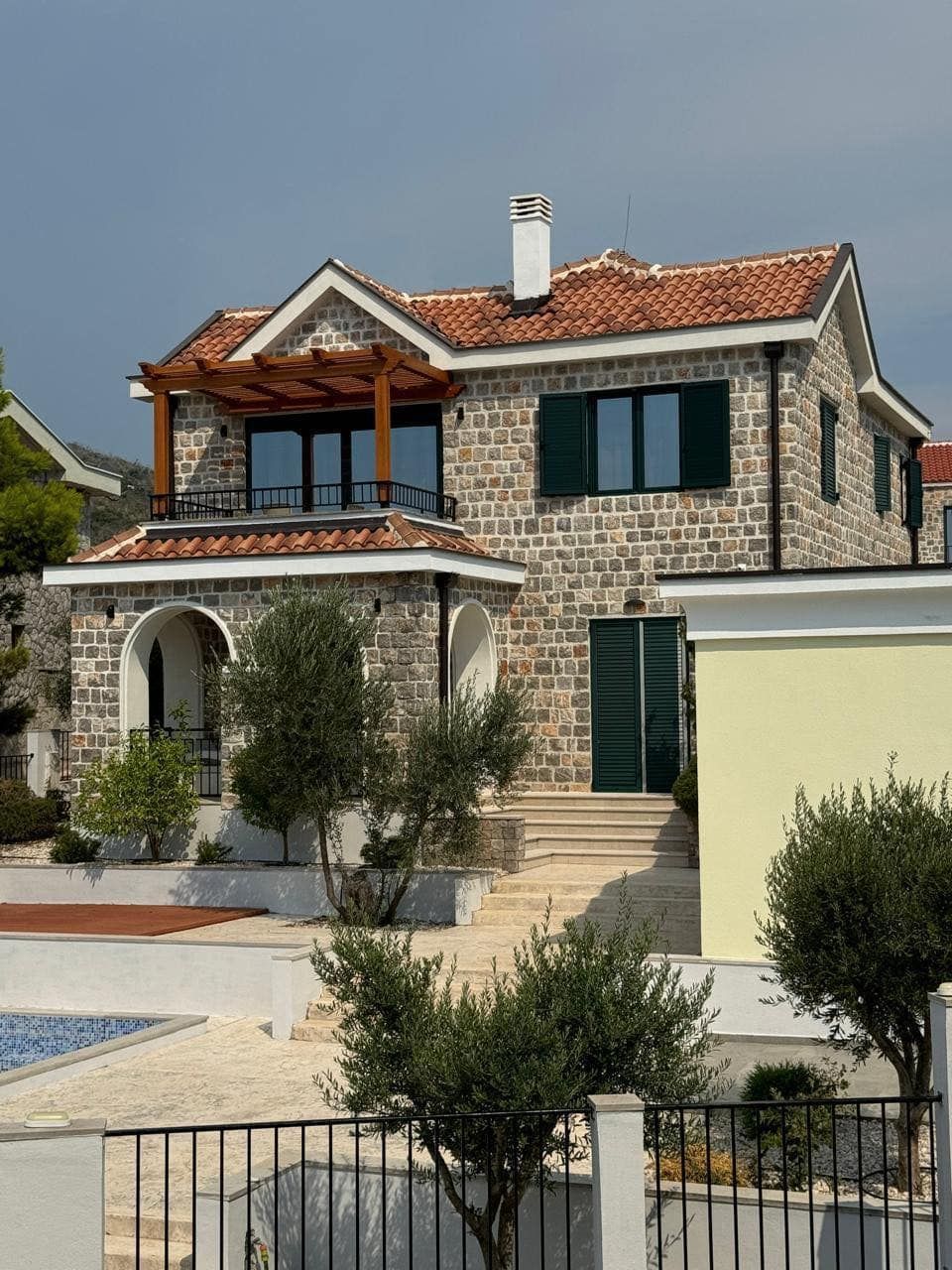 Villa in Halbinsel Luštica, Montenegro, 250 m² - Foto 1