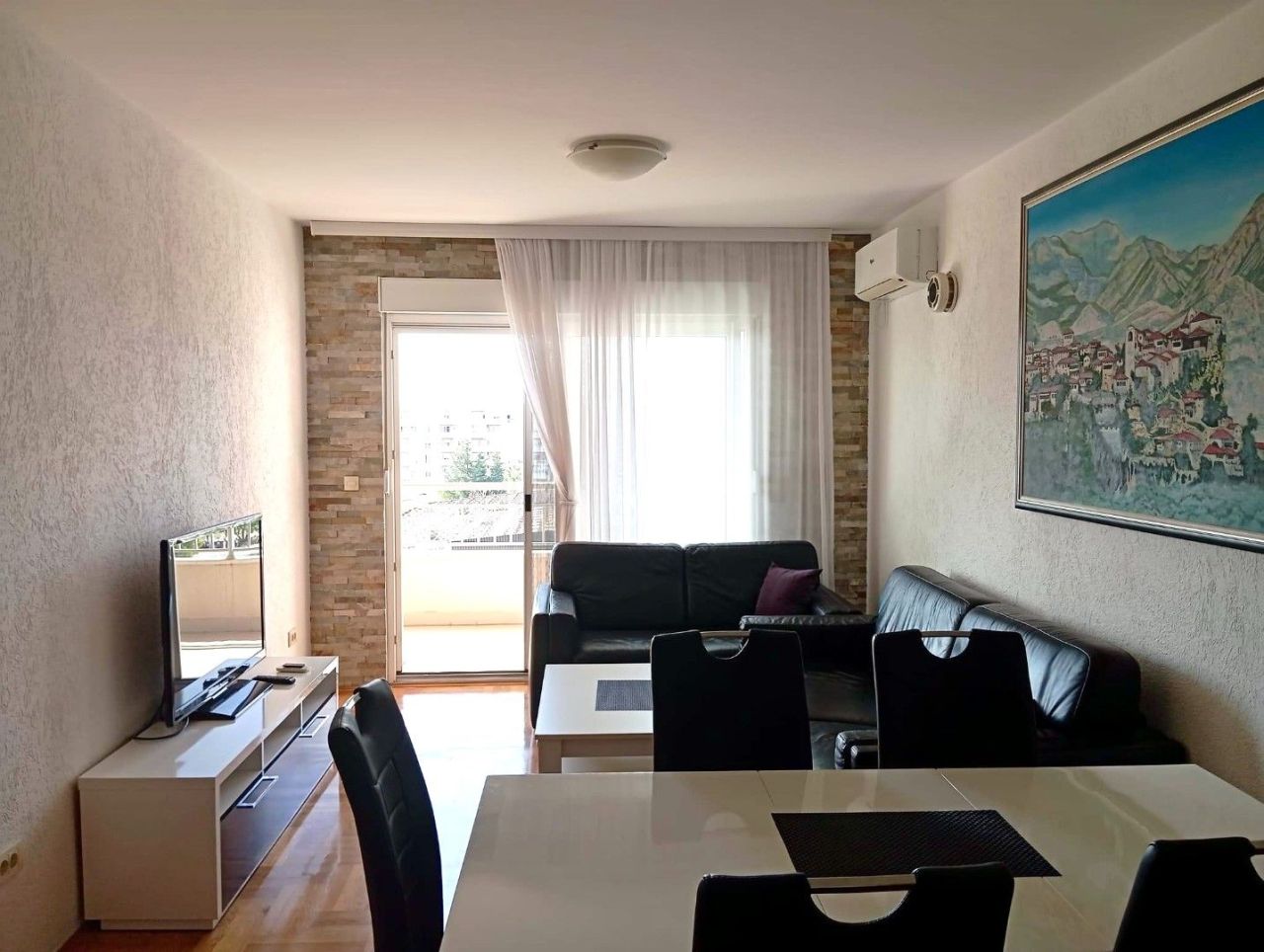 Flat in Bar, Montenegro, 69 m² - picture 1