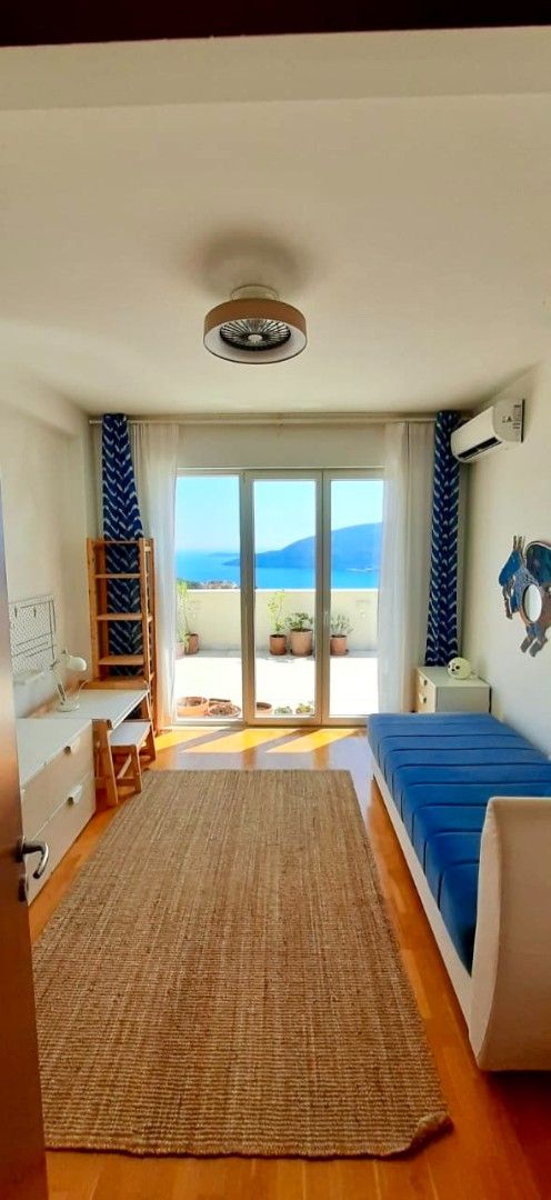 Appartamento a Herceg-Novi, Montenegro, 173 m² - foto 3