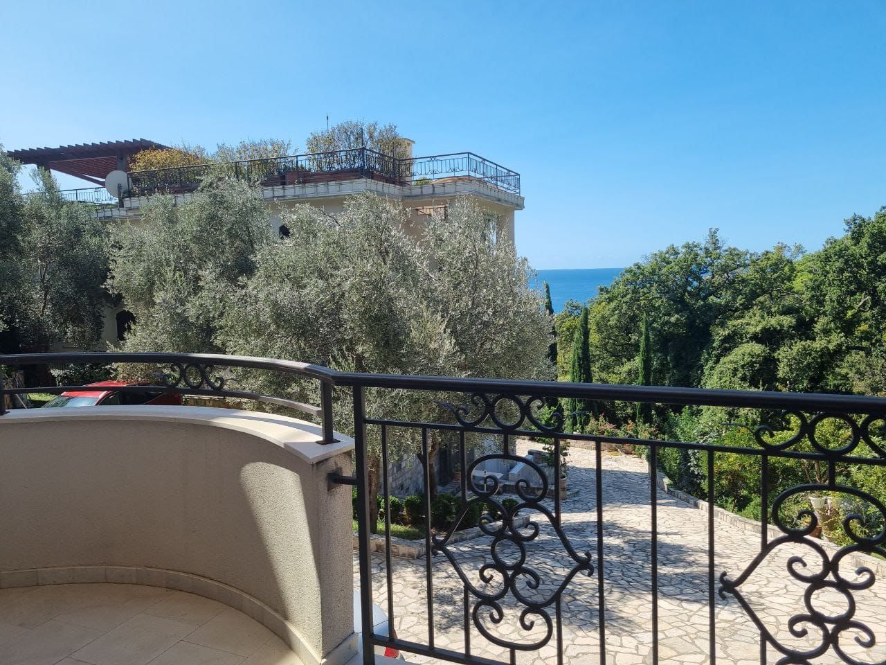 Flat in Petrovac, Montenegro, 86 m² - picture 4