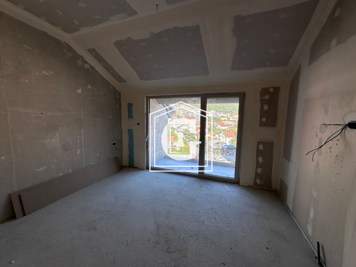 Apartment in Budva, Montenegro, 190 m² - picture 8