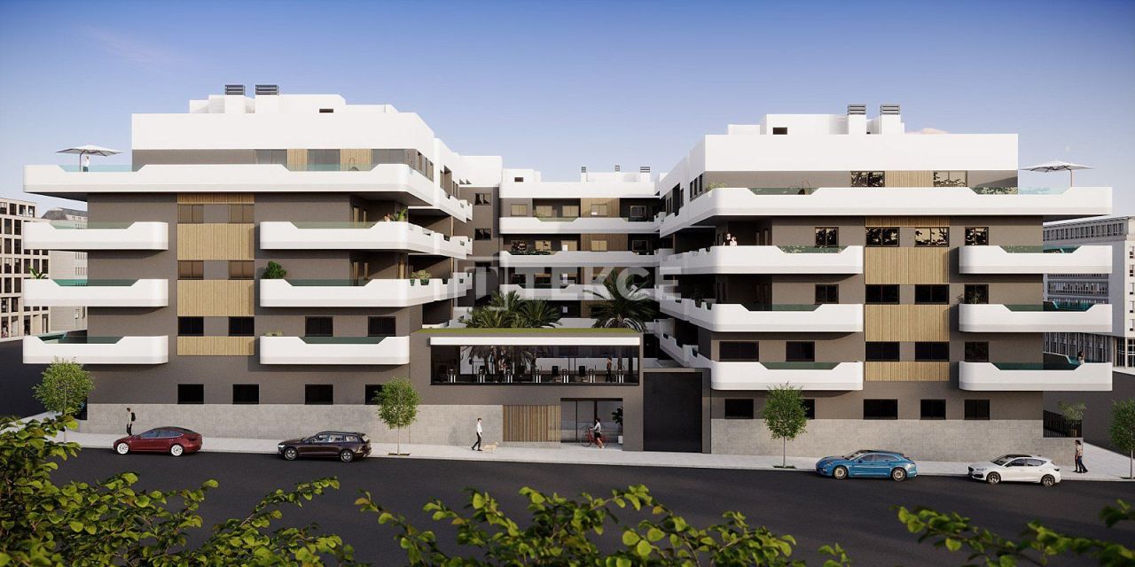 Penthouse in Santa Pola, Spanien, 140 m² - Foto 1