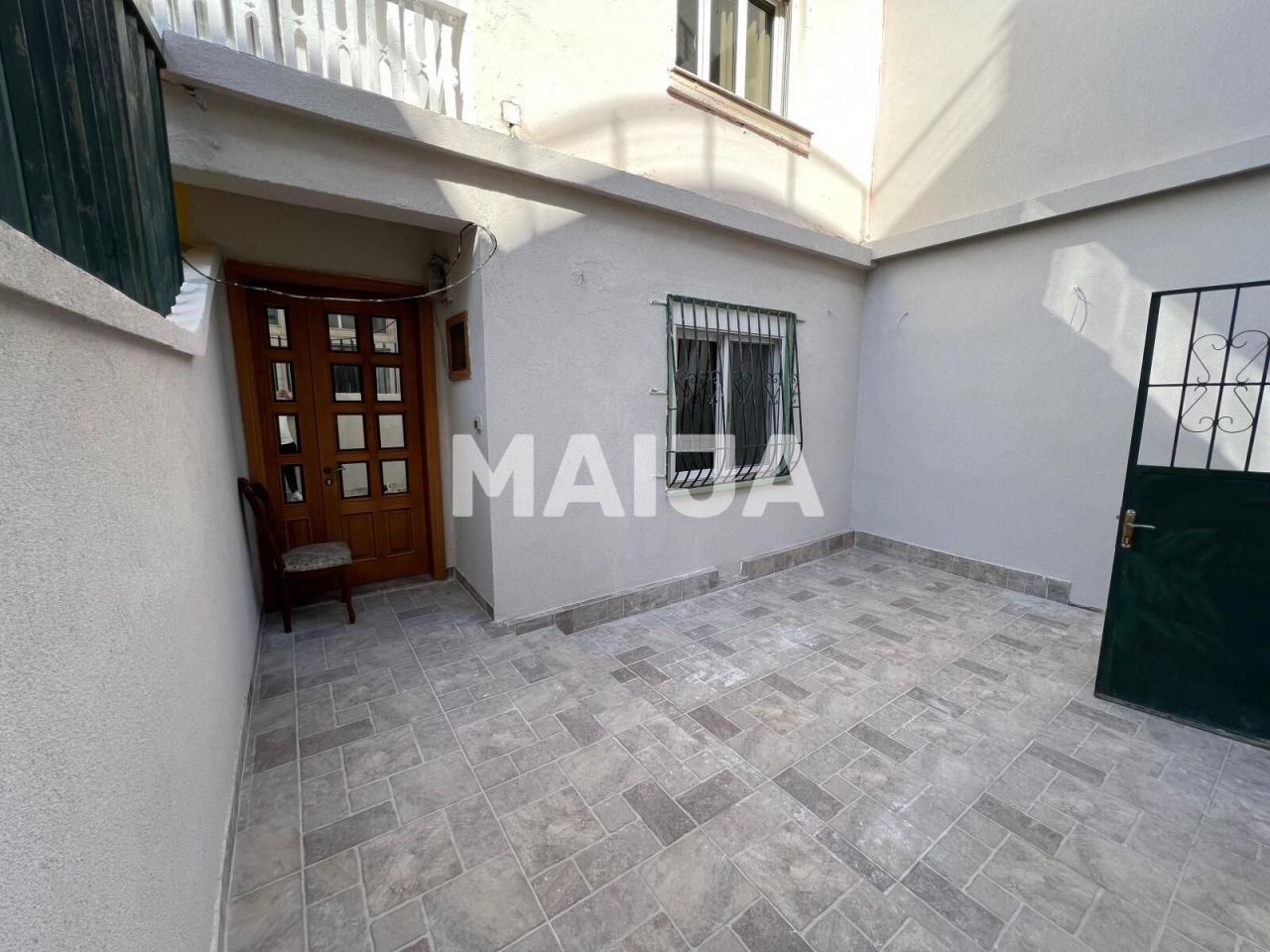 Flat in Vlore, Albania, 107.7 m² - picture 1