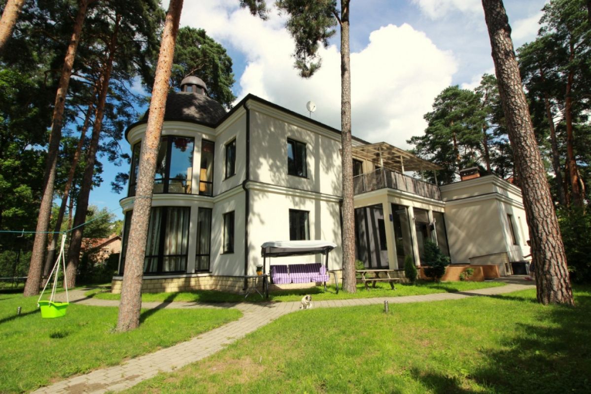 House in Bulduri, Latvia, 440 m² - picture 1