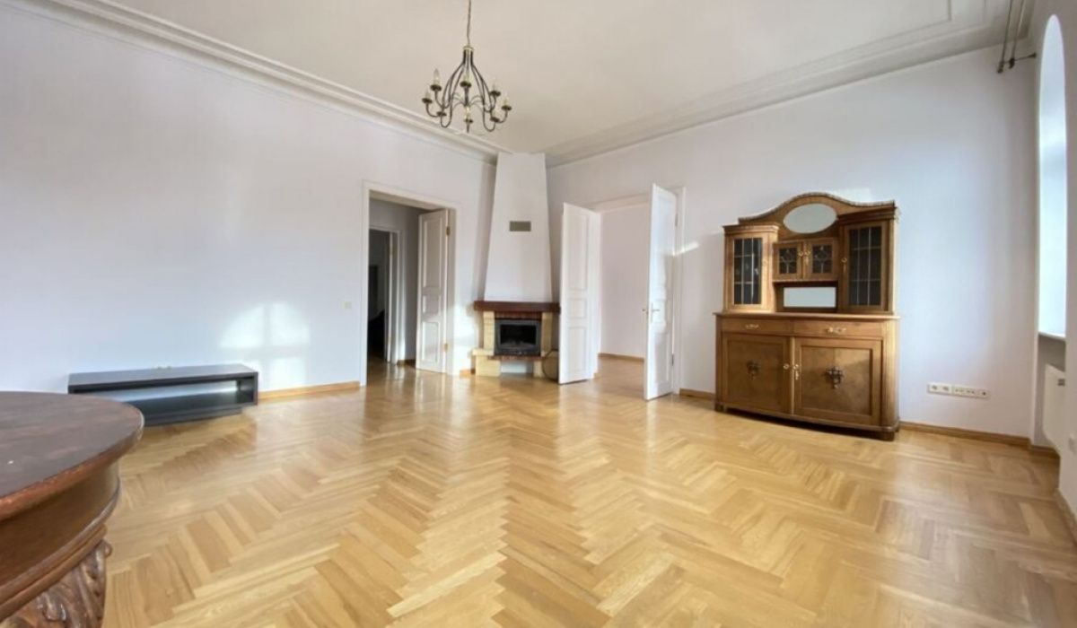 Flat in Riga, Latvia, 171 m² - picture 1