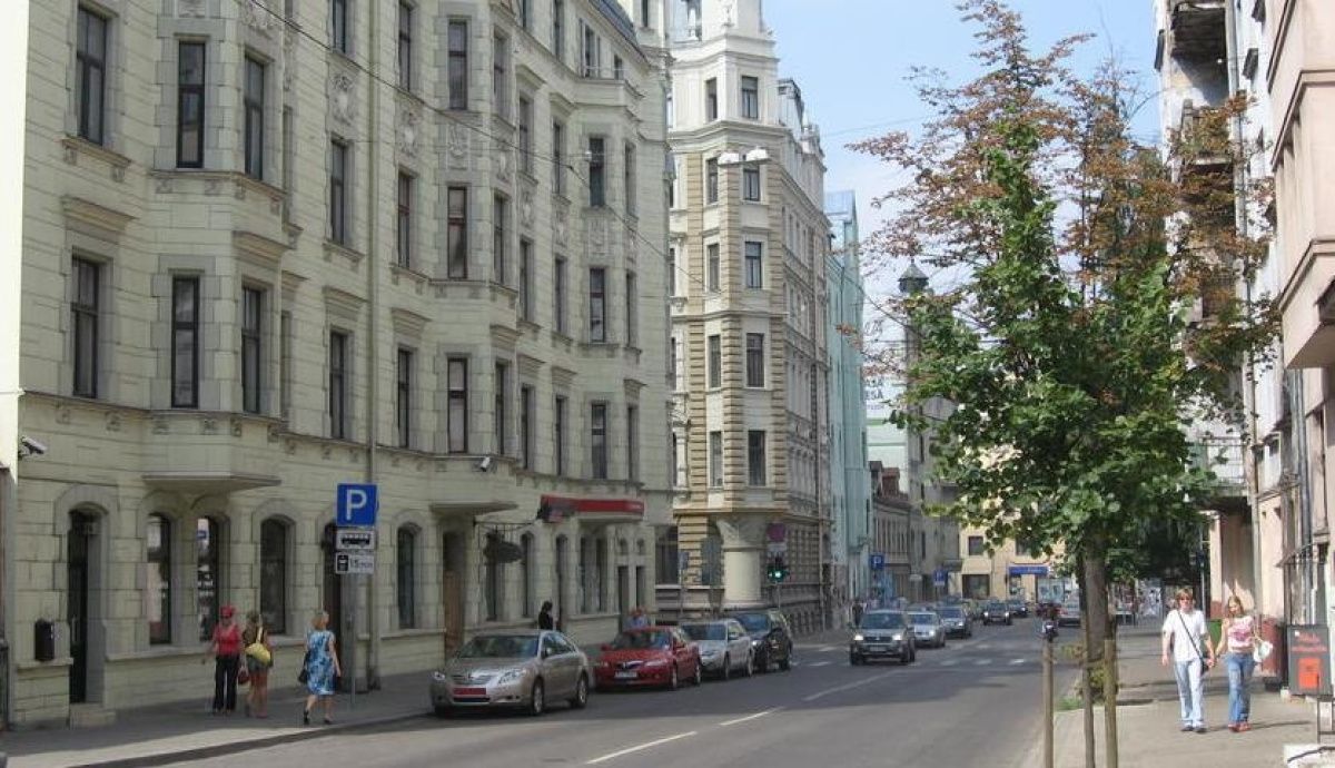 Commercial property in Riga, Latvia, 301 m² - picture 1