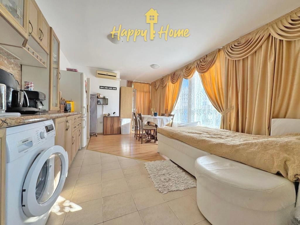 Appartement à Slantchev Briag, Bulgarie, 60 m² - image 1