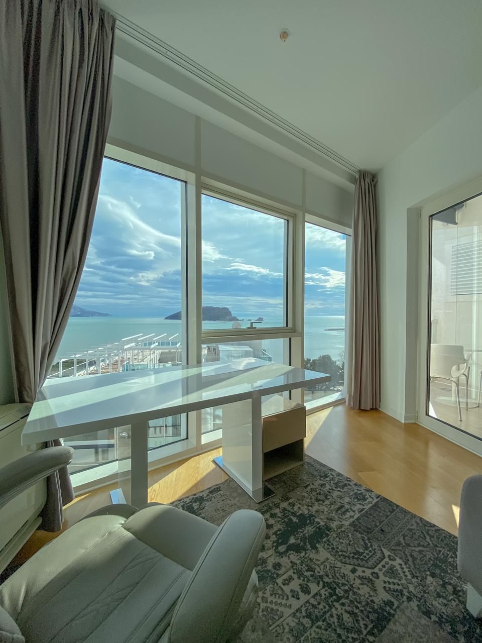 Wohnung in Budva, Montenegro, 77 m² - Foto 1