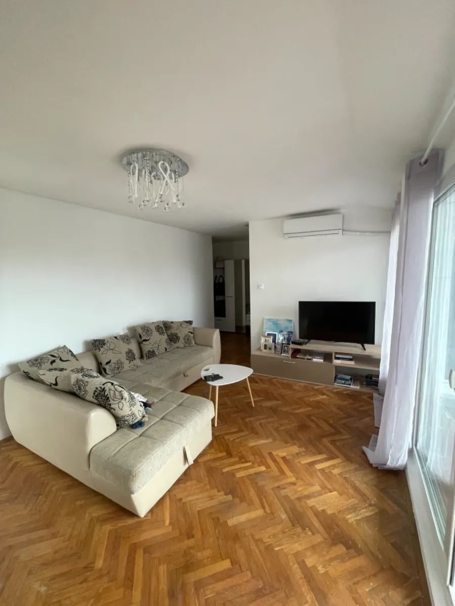 Appartement à Budva, Monténégro, 80 m² - image 1