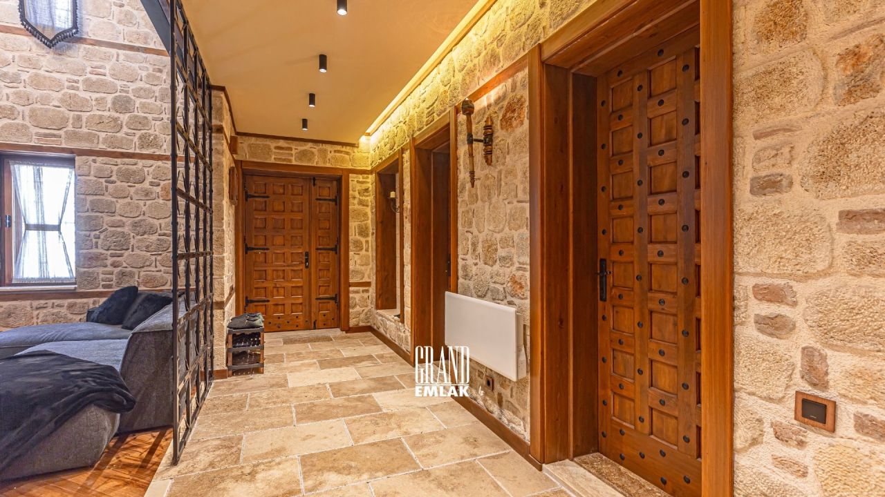 Chalet in Antalya, Turkey, 200 m² - picture 9