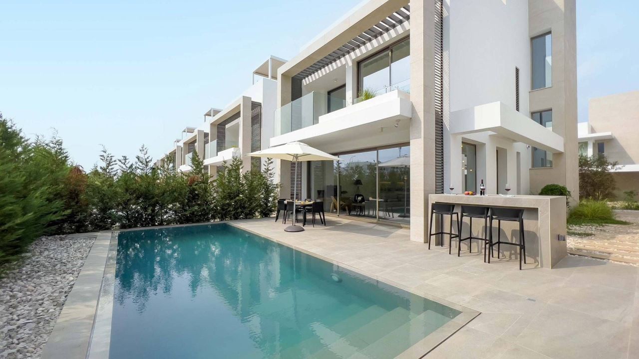 Maison à Protaras, Chypre, 267 m² - image 1