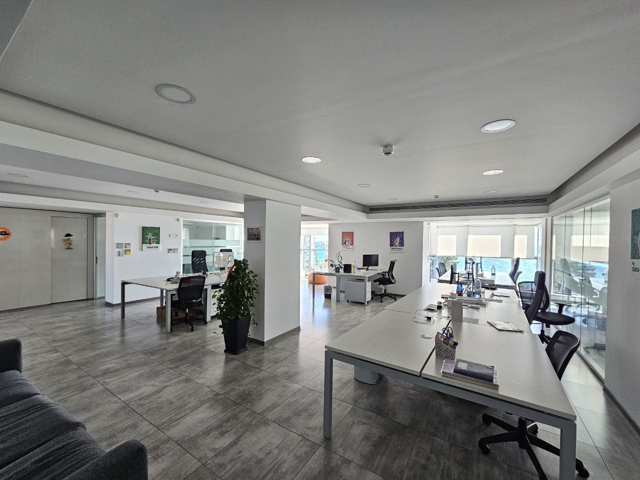 Bureau à Limassol, Chypre, 250 m² - image 1