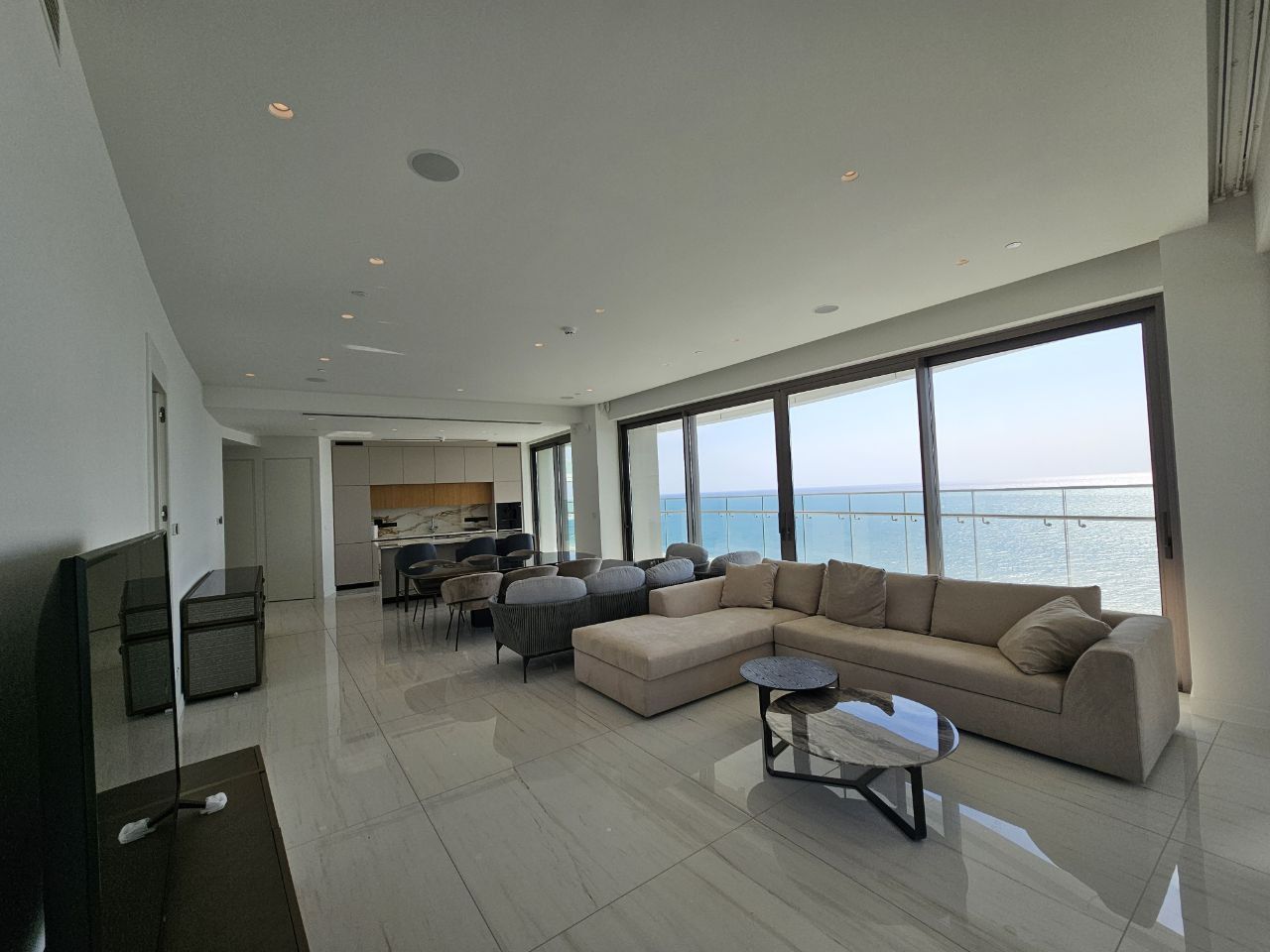 Piso en Germasogeia, Chipre, 238 m² - imagen 3