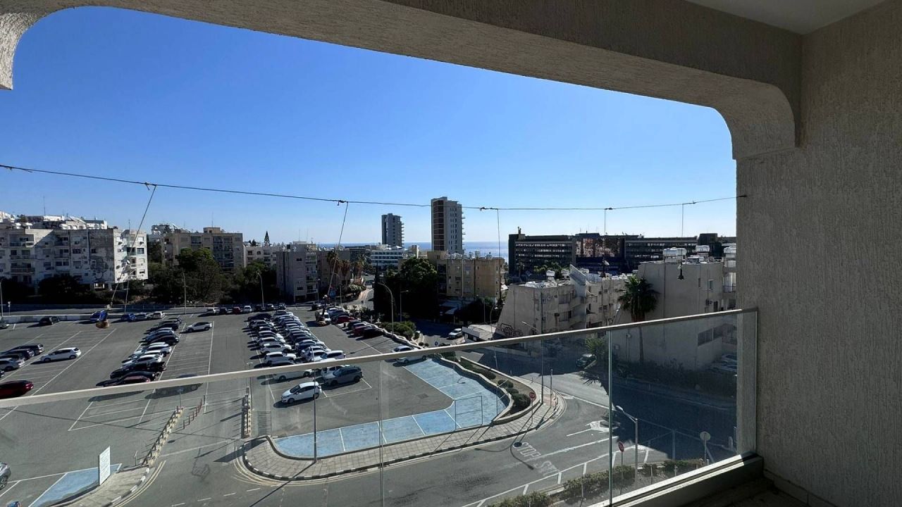 Appartement à Agios Tychon, Chypre, 220 m² - image 3