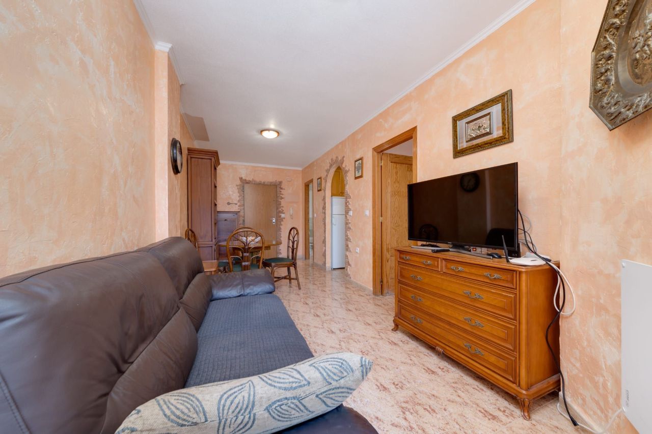 Appartement à Torrevieja, Espagne, 59 m² - image 1