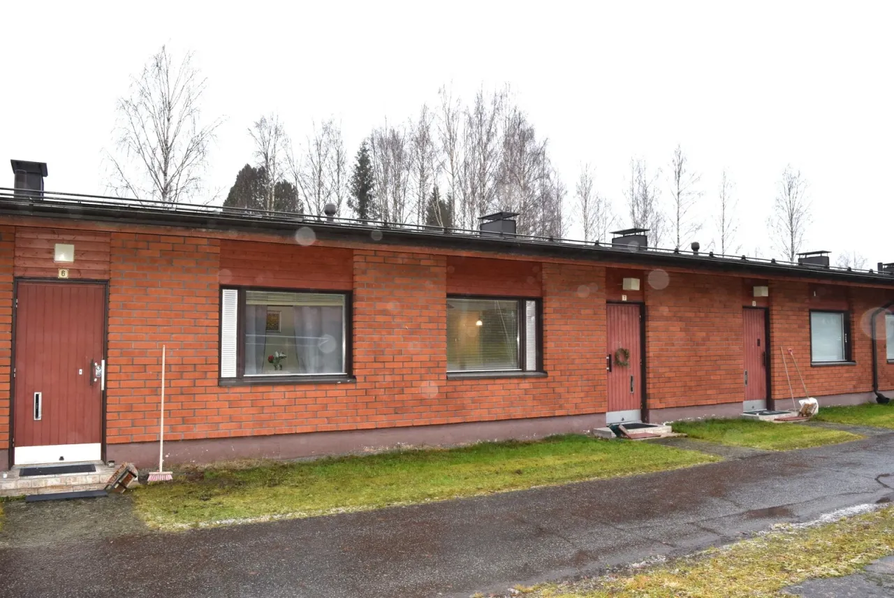 Maison urbaine à Tuusniemi, Finlande, 55 m² - image 1