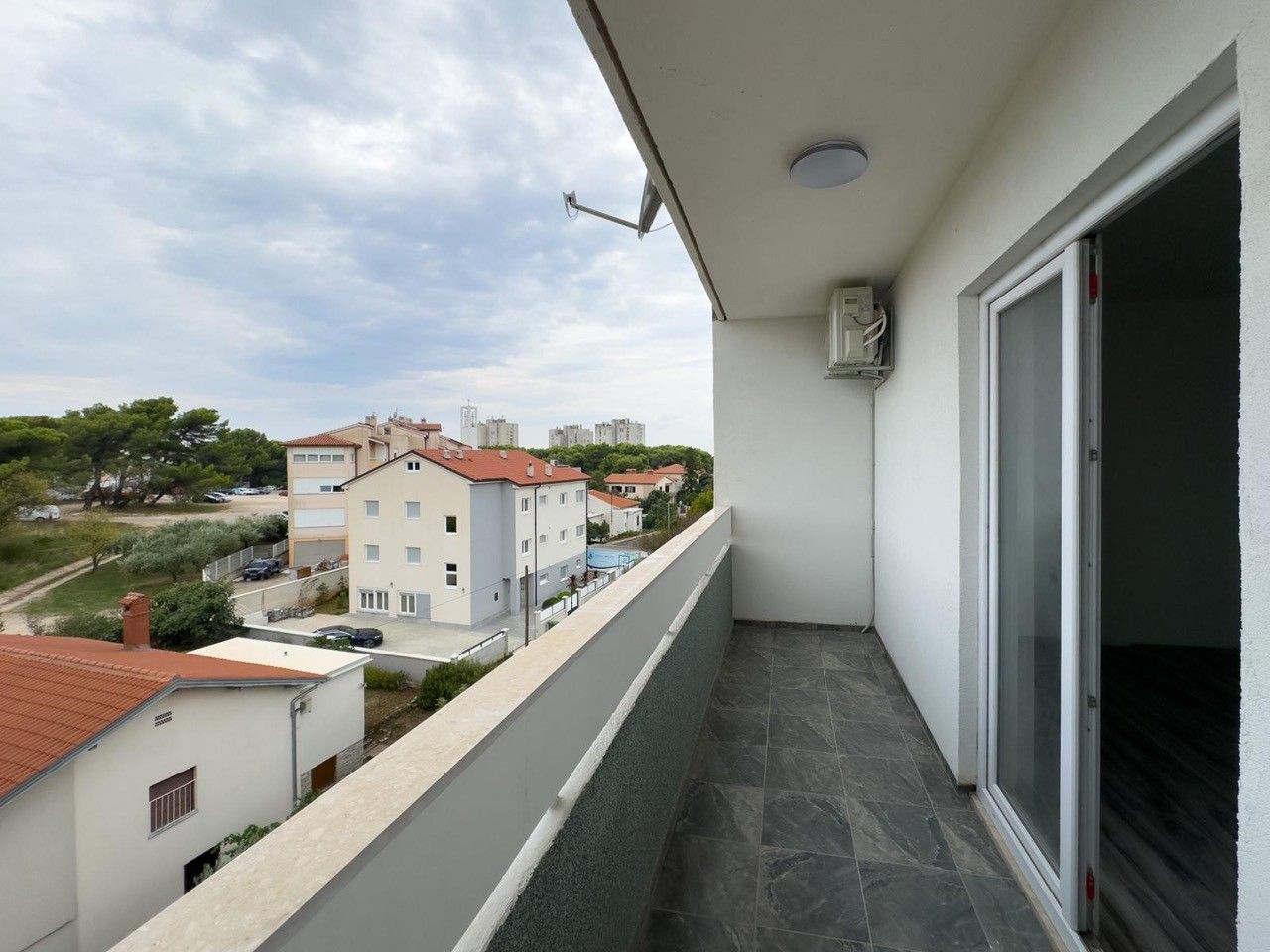 Flat in Pula, Croatia, 59.26 m² - picture 1