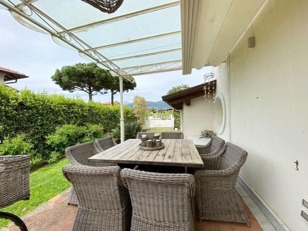 Casa a Marina di Pietrasanta, Italia, 220 m² - foto 4
