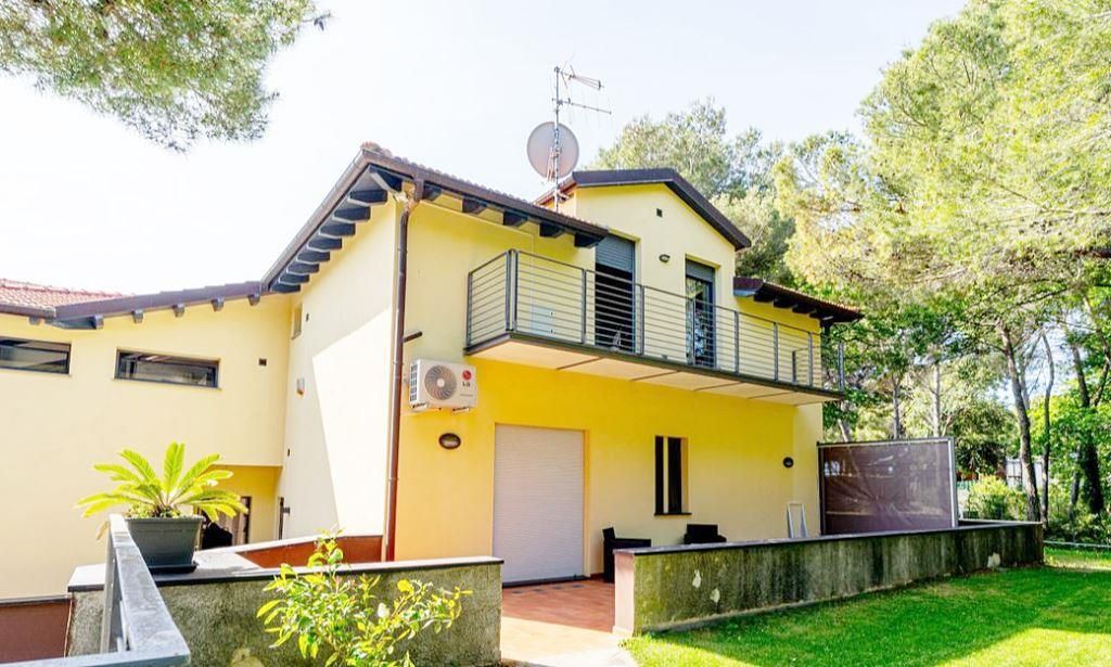 Villa in Andora, Italy, 375 m² - picture 3