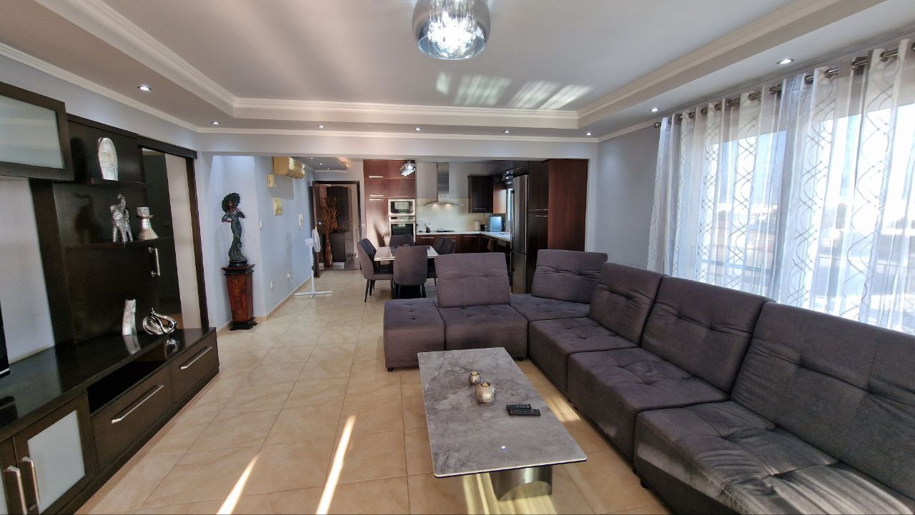 Appartement à Paralimni, Chypre, 300 m² - image 1