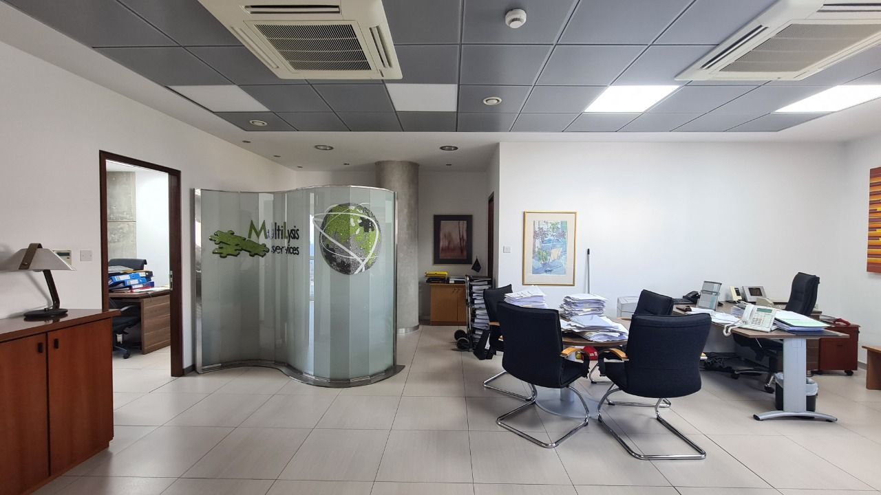 Office in Limassol, Cyprus, 210 m² - picture 2