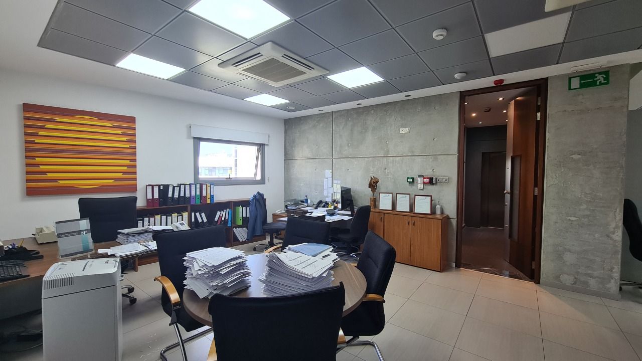 Office in Limassol, Cyprus, 210 m² - picture 3