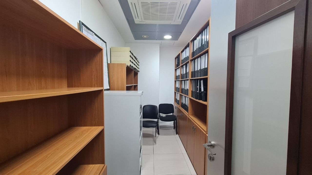 Office in Limassol, Cyprus, 210 m² - picture 6
