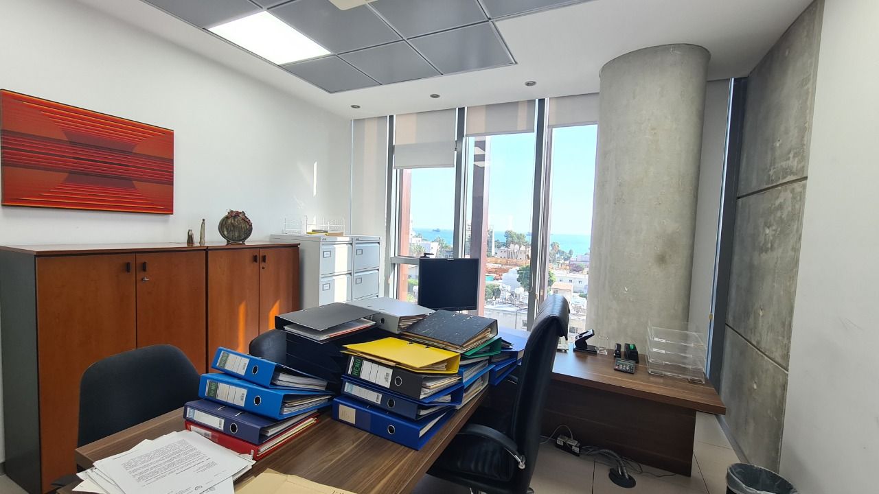 Office in Limassol, Cyprus, 210 m² - picture 7