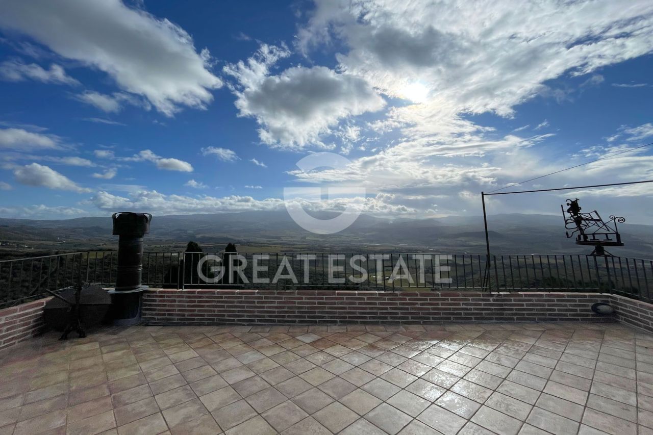 Apartment in Montalcino, Italy, 130 m² - picture 3