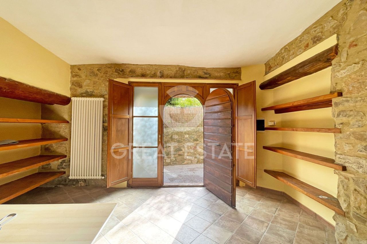 Apartment in Montalcino, Italy, 130 m² - picture 12