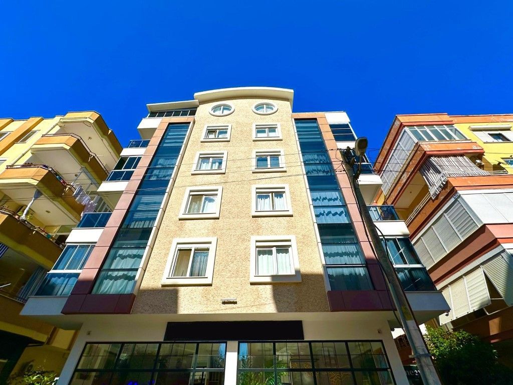 Flat in Alanya, Turkey, 55 m² - picture 1