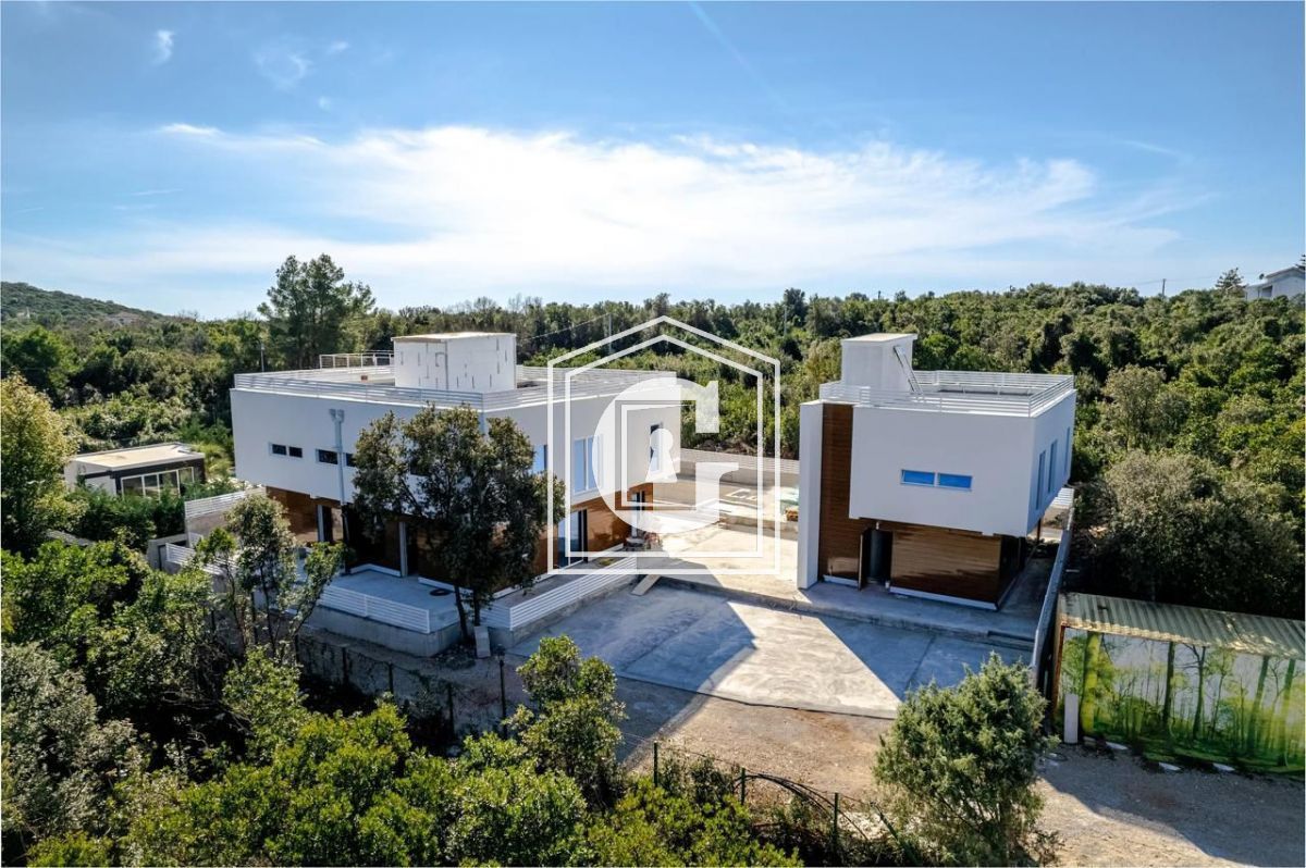 Villa à Krimovica, Monténégro, 160 m² - image 3