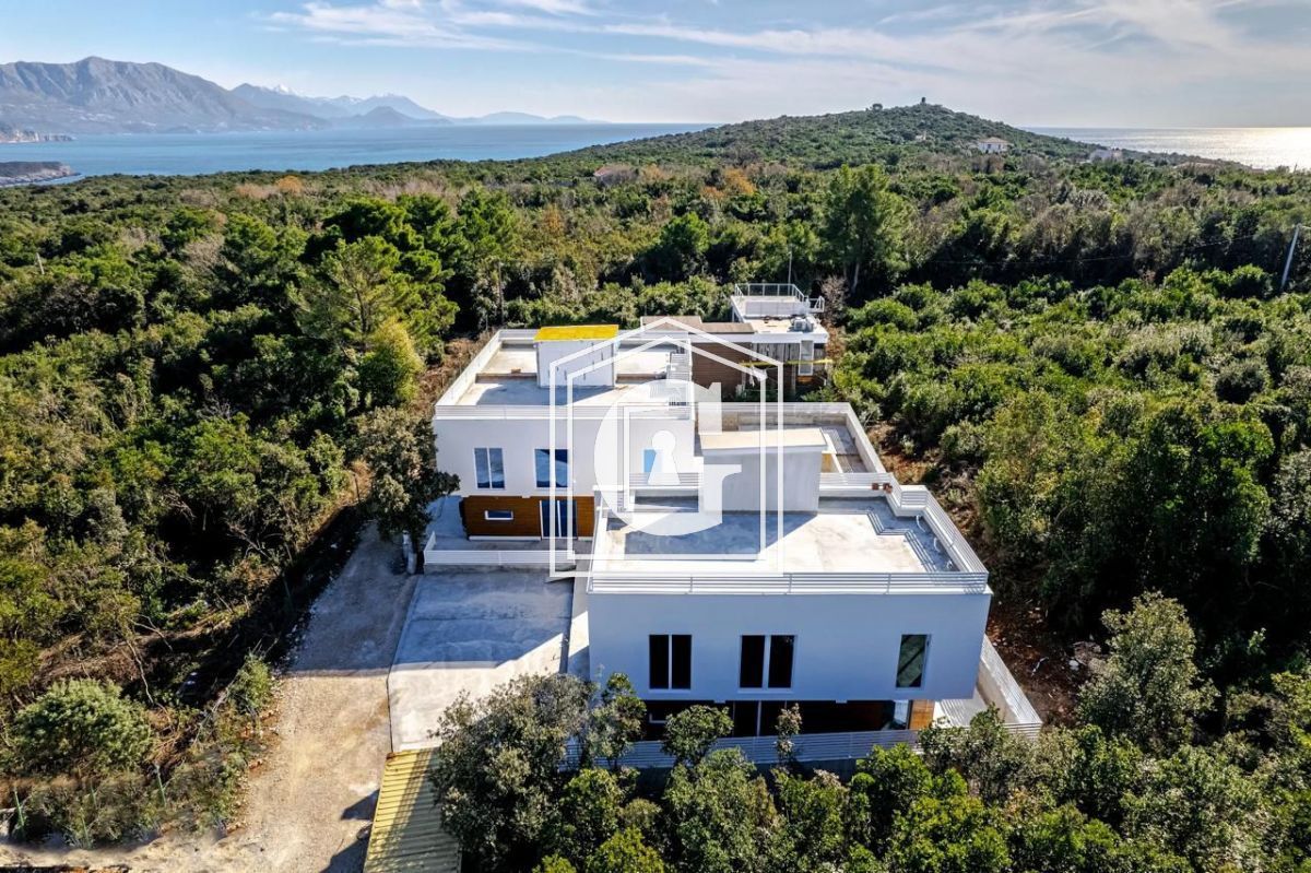 Villa à Krimovica, Monténégro, 160 m² - image 5