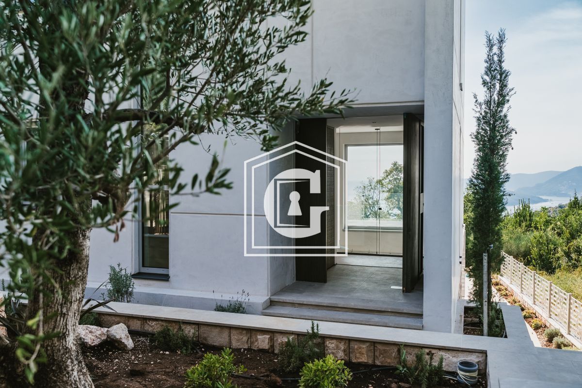 Villa in Rezevici, Montenegro, 230 m² - picture 9