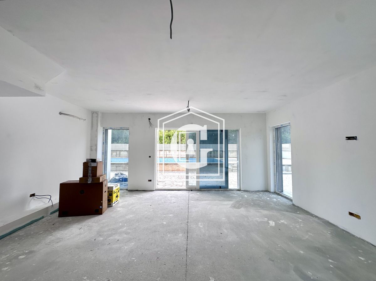 Villa à Krimovica, Monténégro, 160 m² - image 11