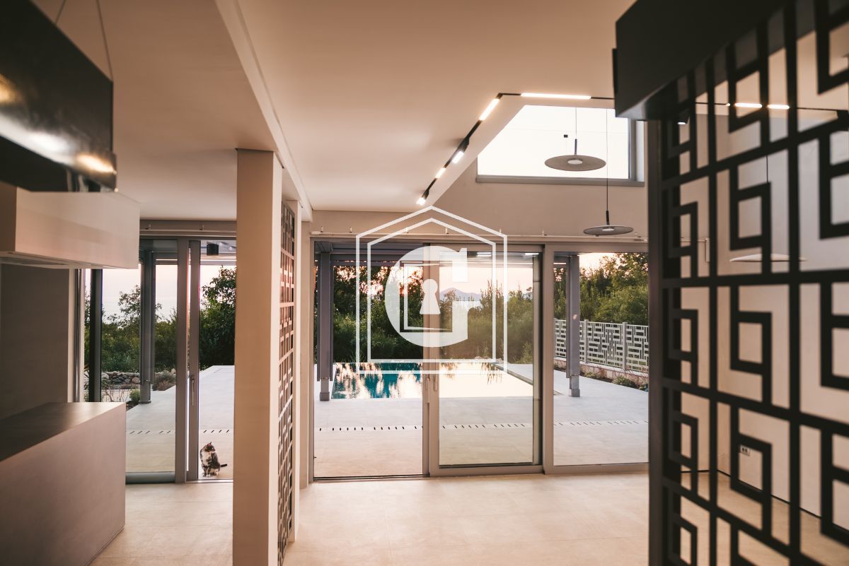 Villa in Rezevici, Montenegro, 230 m² - picture 14