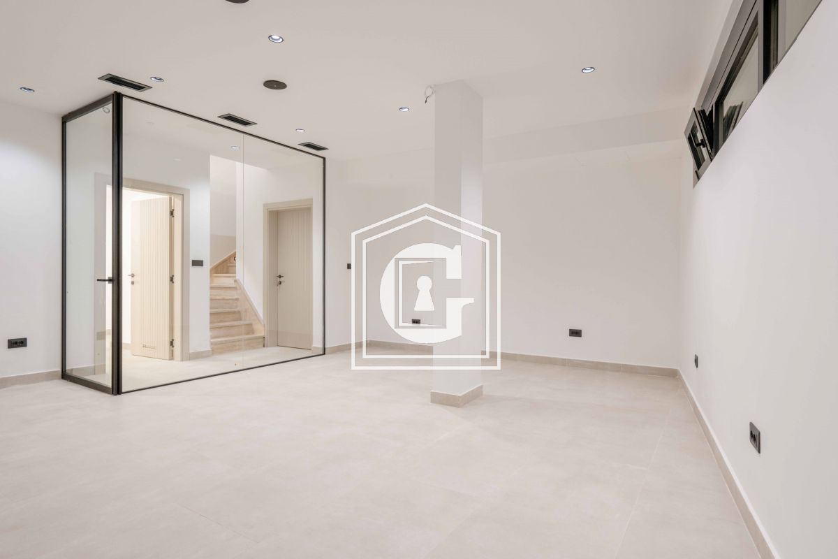 Villa in Przno, Montenegro, 240 m² - Foto 14