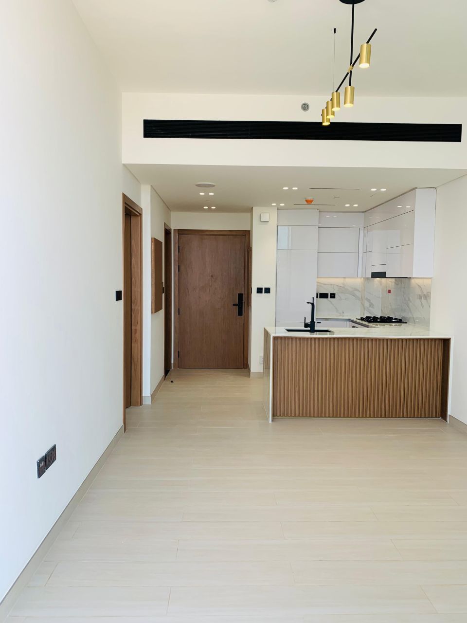 Flat in Dubai, UAE, 53.1 m² - picture 1