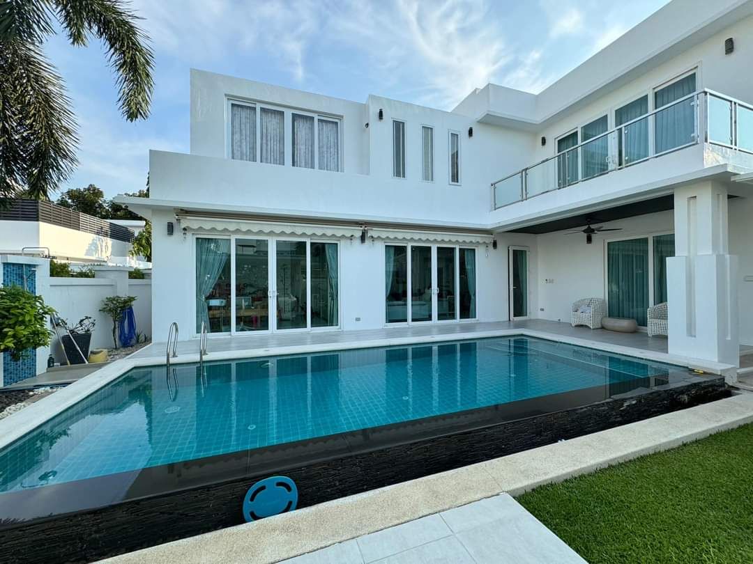 Villa en Pattaya, Tailandia, 100 m² - imagen 1