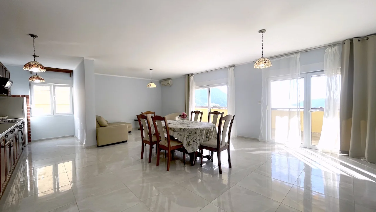 Appartement à Budva, Monténégro, 138 m² - image 1