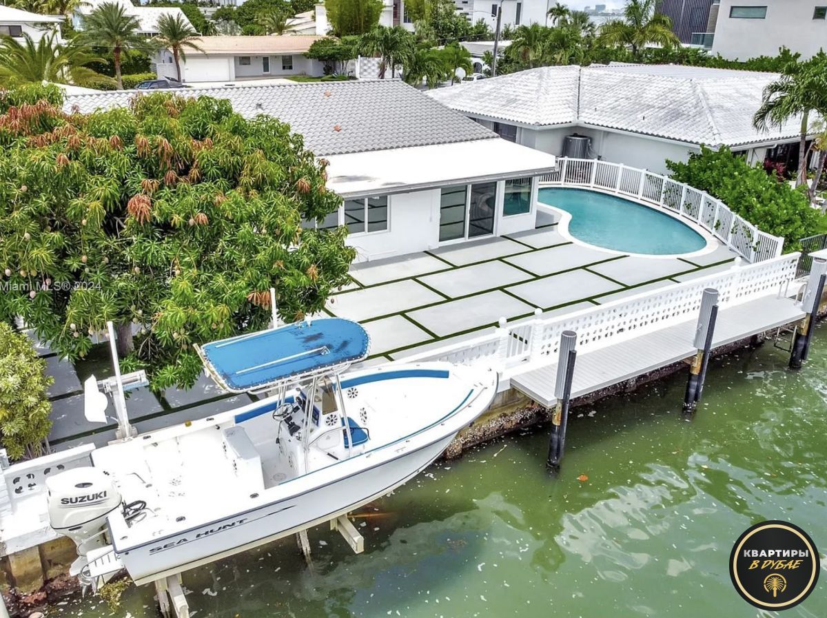 Casa en Miami, Estados Unidos, 278 m² - imagen 3