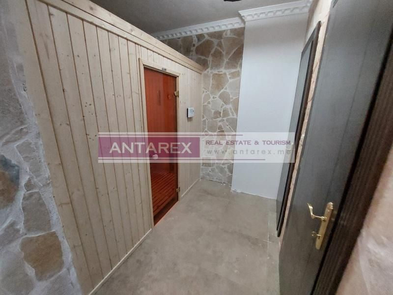 Villa in Herceg-Novi, Montenegro, 433 m² - picture 8