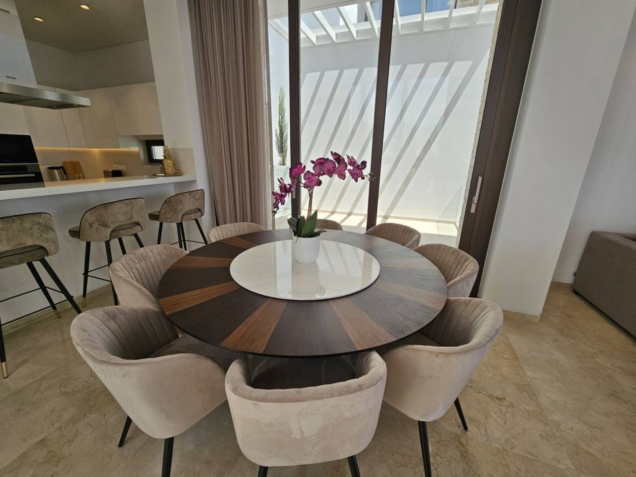 Casa a Paphos, Cipro, 450 m² - foto 5