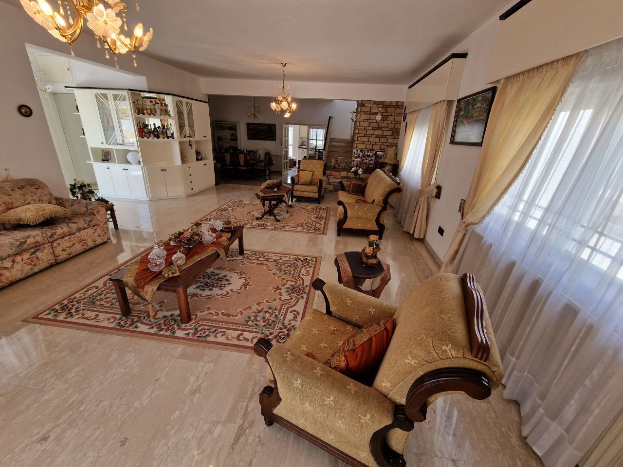 Casa a Nicosia, Cipro, 270 m² - foto 6